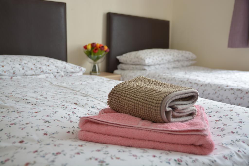Alara Bed And Breakfast Sheffield Exterior photo